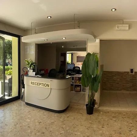 Hotel Ines